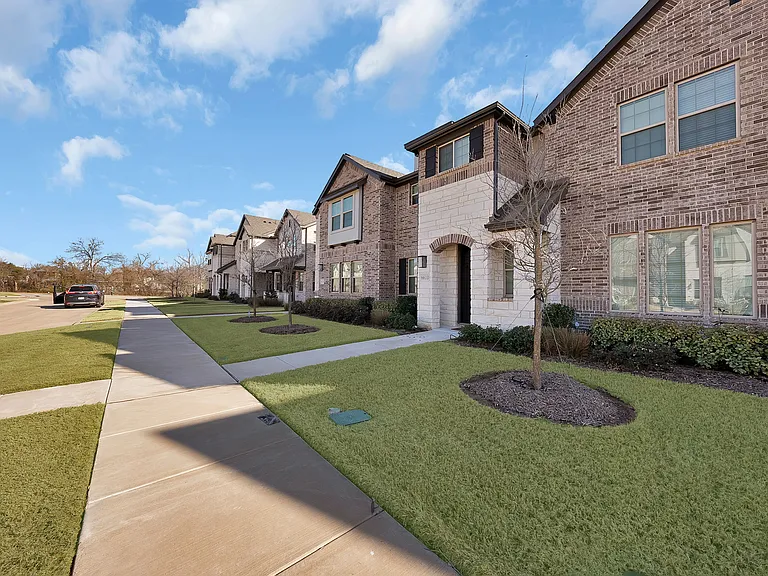 6610 Baritone Ct — Photo 30