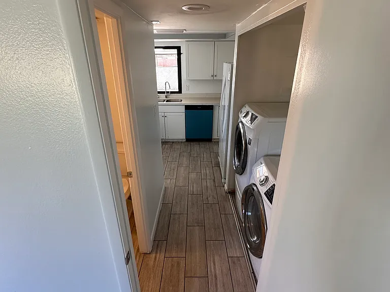 6036 N 30th Ave — Photo 18