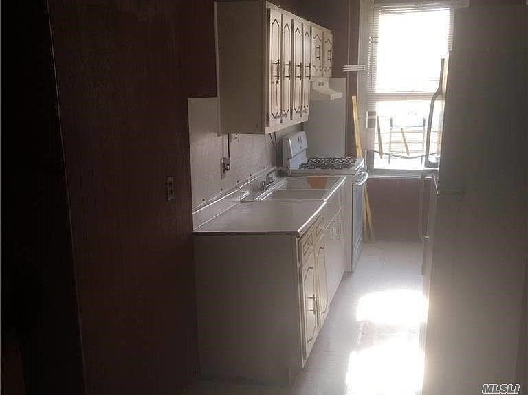 2nd image of 401 W 152nd St APT 3C