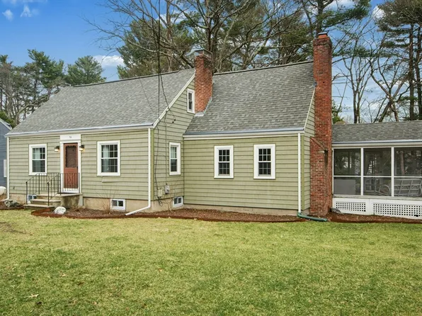 94 Spruce St, Framingham, MA 01701