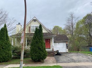 19 Champlain St, Rochester, NY 14608