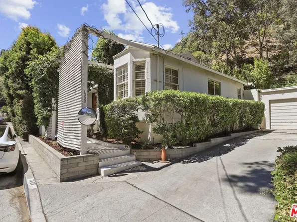 1006 N Beverly Glen Blvd, Los Angeles, CA 90077