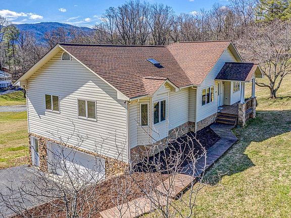 4th image of 6334 Corntassel Ln