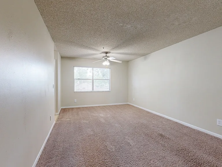Alafaya Woods — Photo 82