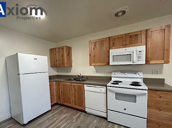 2nd image of 1942 Brock Dr APT 4