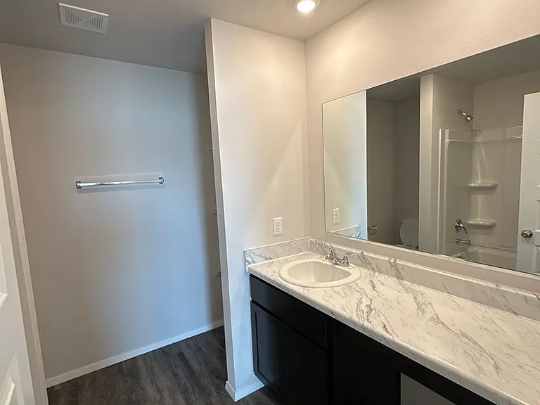 8307 E Queens St — Photo 13