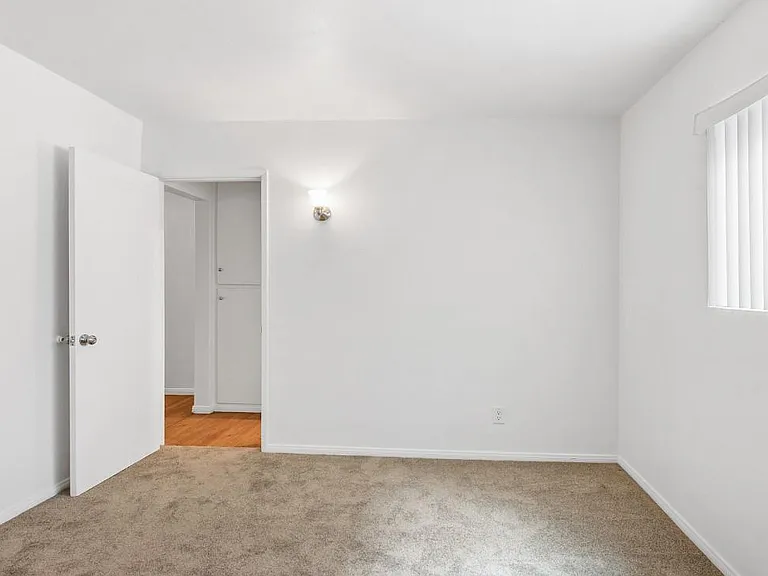 4136 Louisiana St #6 — Photo 22