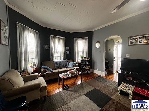 2nd image of 69 Rose Ave