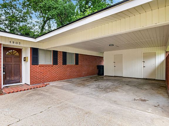 4th image of 1905 Bayou Dr
