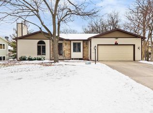 5947 Woods Edge Rd, Fitchburg, WI 53711