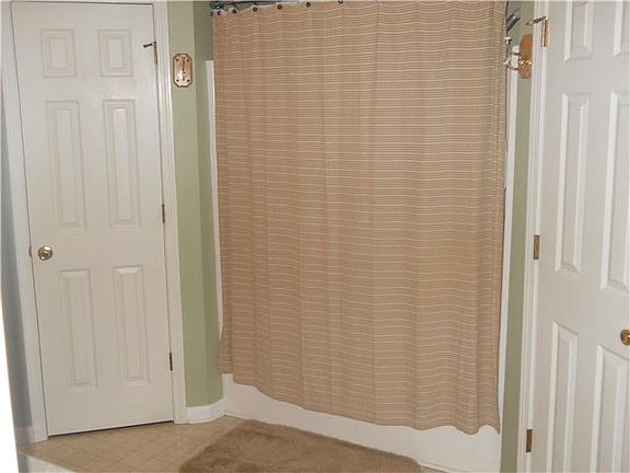 Large Master Bath 