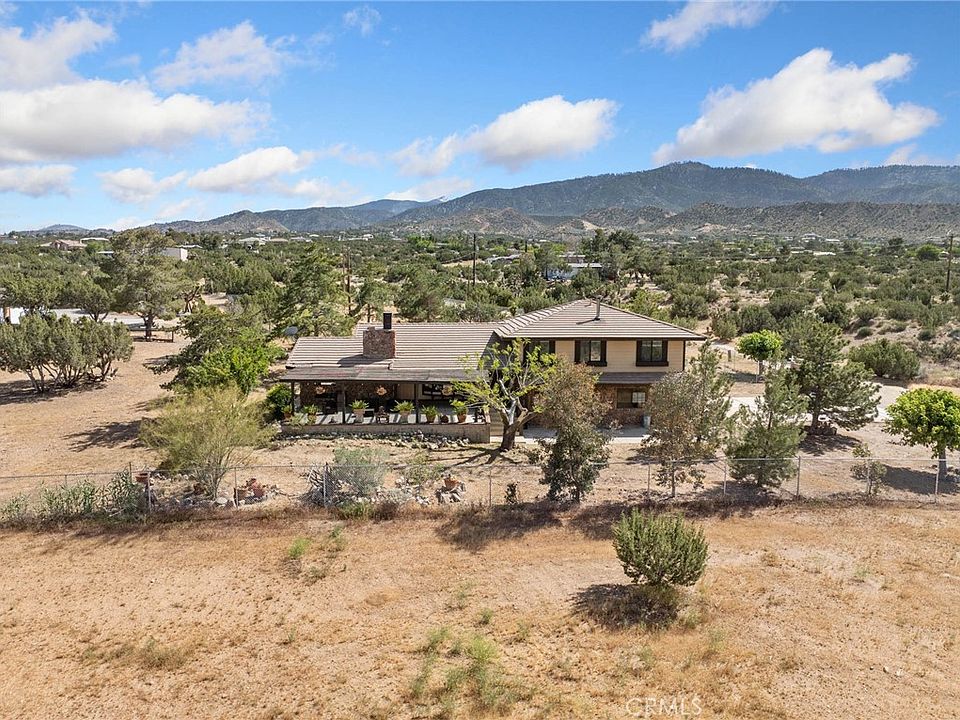 1st image of 984 Pinon Rd