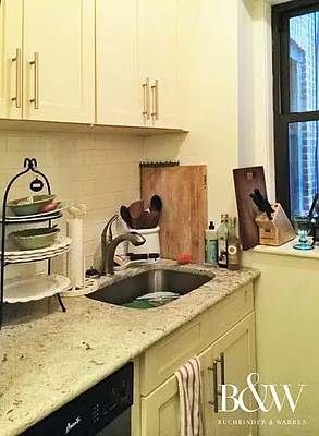 Rented by Buchbinder & Warren | media 27