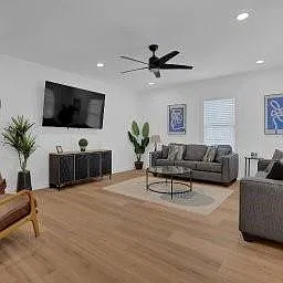 4 bed, 3.0 bath, 2200 sqft, $5,000 — Photo 2