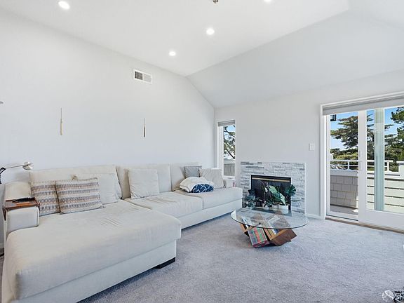 3rd image of 741 Pointe Pacific APT 2