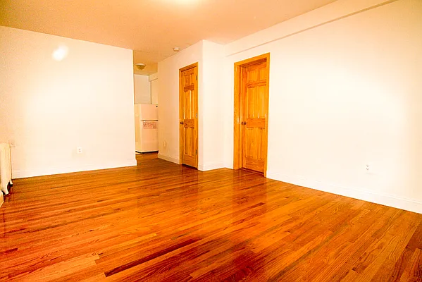 Rented by Horowitz Real Estate | media 20