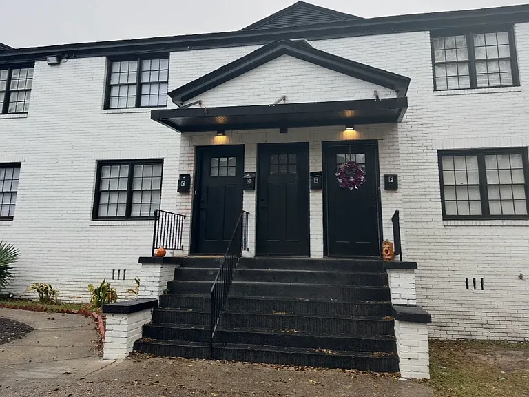 1300 Heidt St #D — Photo 4