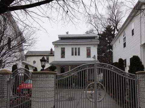 1st image of 12405 115th Ave