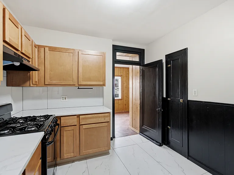 5055 Lindenwood Ave #1F — Photo 16