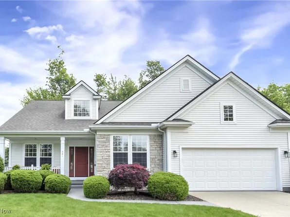 681 Coronado Cir, Avon Lake, OH 44012