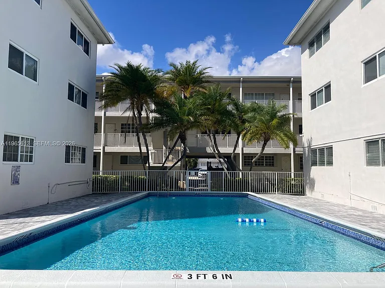 462 Golden Isles Dr #206 — Photo 6