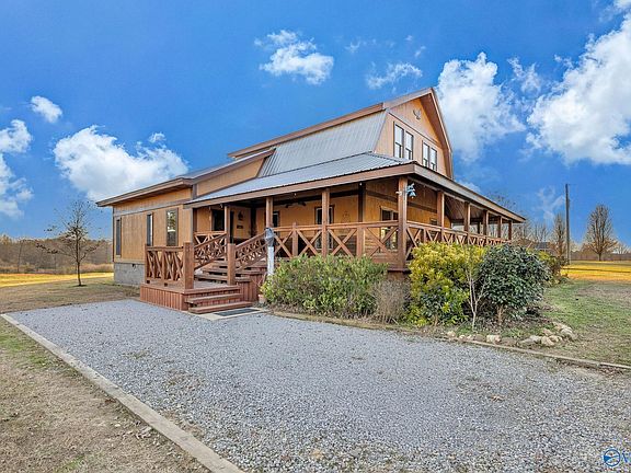3rd image of 1223 County Road 359