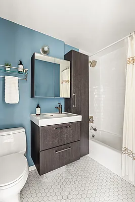 Sold by Corcoran | media 8