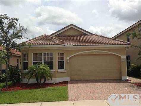 1st image of 954 NW Leonardo Cir
