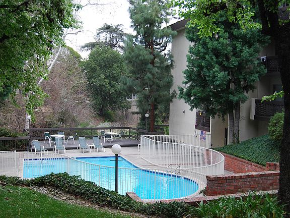 5th image of 400 N Chapel Ave APT 103