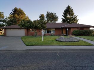 315 Southpark Dr, Wapato, WA