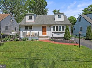 86 Rosedale Ave, Ewing, NJ 08638