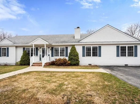 17 Maguire St, Methuen, MA 01844