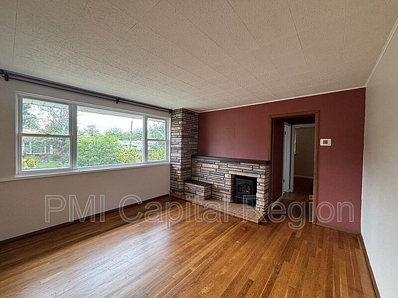 2nd image of 10302 Duvawn Pl