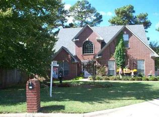 138 Westline Ct, Wake Village, TX 75501