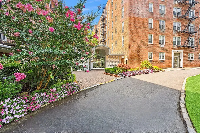 1 bed, 1.0 bath, $1,790 — Photo 1