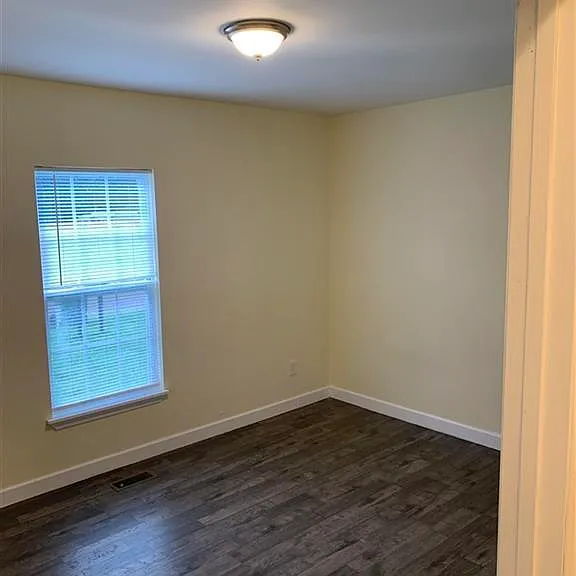 2510 Huntsville St NW #A — Photo 4