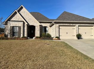 912 Willow Grande Cir, Brandon, MS 39047