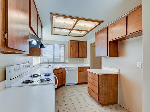 3rd image of 7216 Old Nave Ct