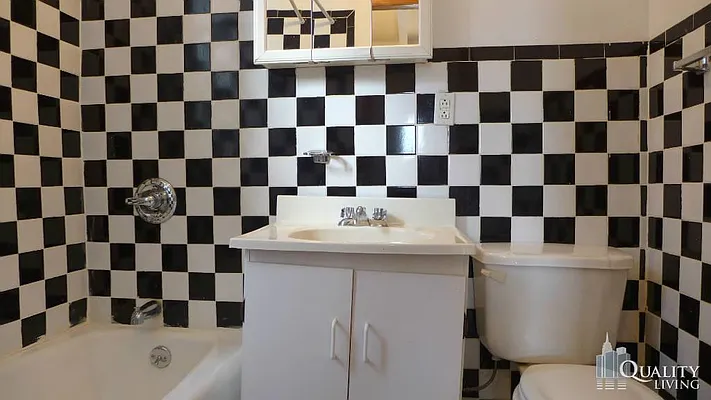 Rented by New York Quality Living Downtown | media 59