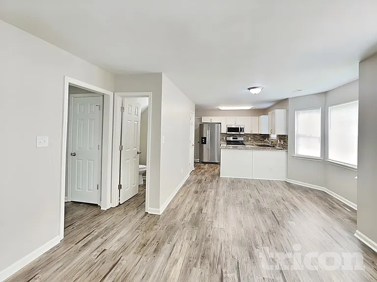 2120 Ballingarry Dr — Photo 2