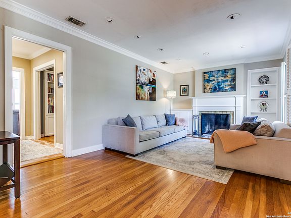 5th image of 248 E Oakview Pl