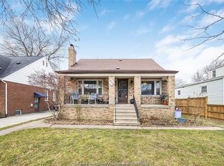 3728 Vaughan St, Windsor, ON N9C1Z5