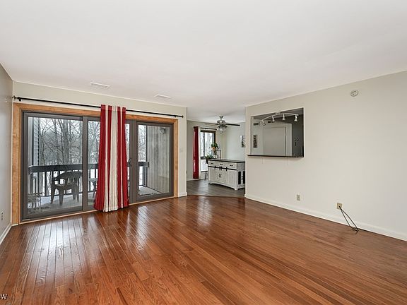 4th image of 1105 Canyon View Rd APT 303