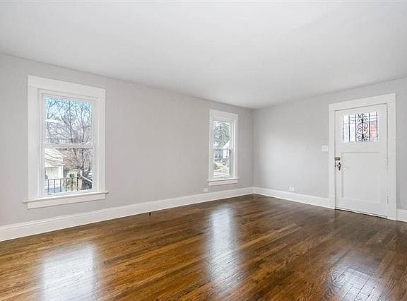 3rd image of 4513 Cambridge St