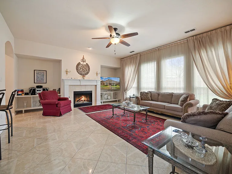 1571 Coastal Dr — Photo 19