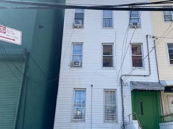 1137 Tiffany St, Bronx, NY 10459