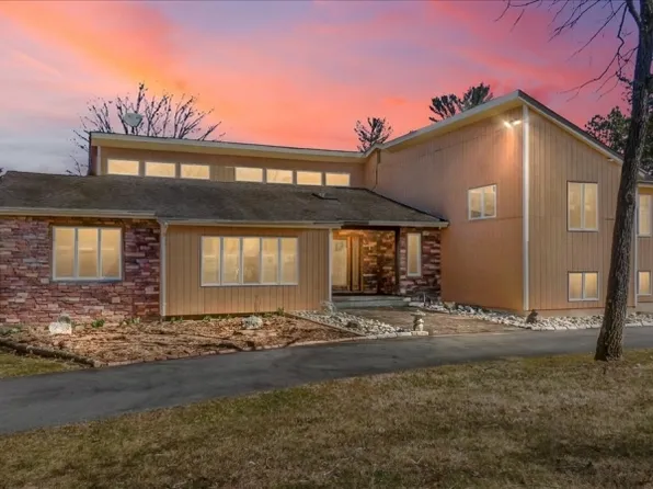 11 White Bridge Rd, Franklin Twp., NJ 08867