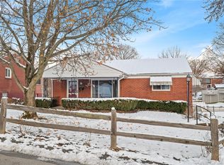 1375 Edgewood Dr, Homestead, PA 15120