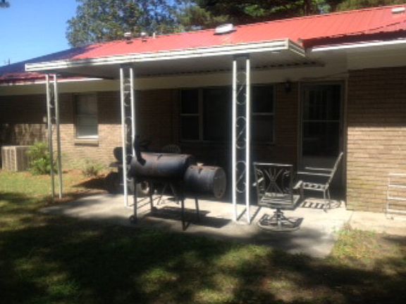3rd image of 2601 Nina Dr