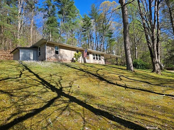 1st image of 265 Tyler Rd